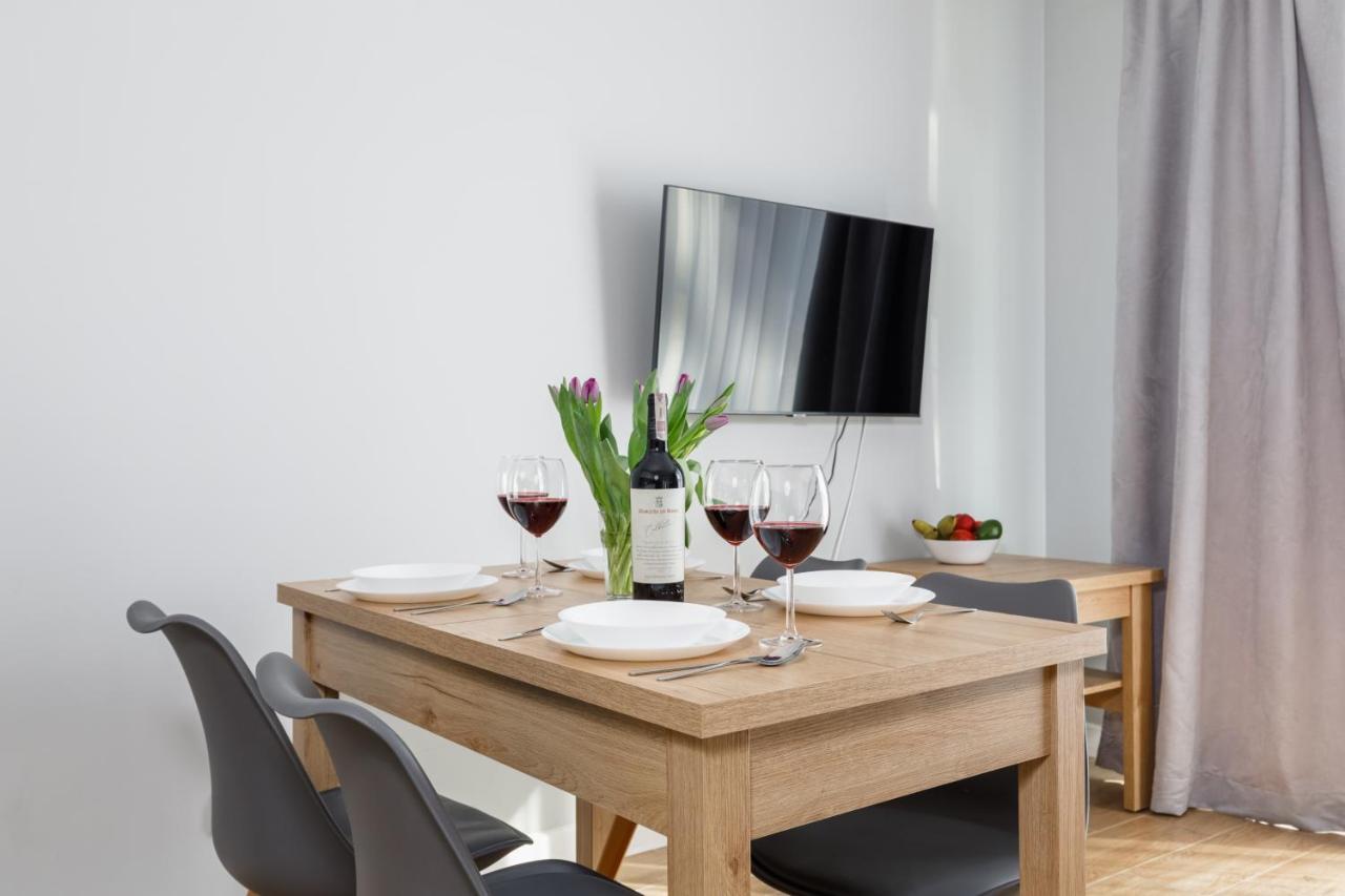 Apartment With Parking 500 M From The Sea By Noclegi Renters 미에드지보드지 외부 사진