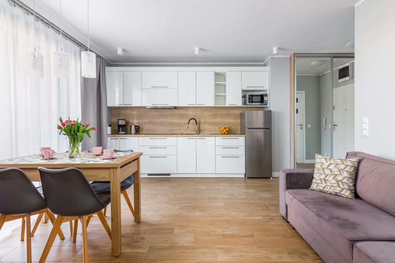Apartment With Parking 500 M From The Sea By Noclegi Renters 미에드지보드지 외부 사진
